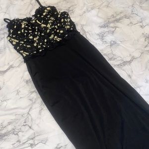 Black Lace Bodycon Dress